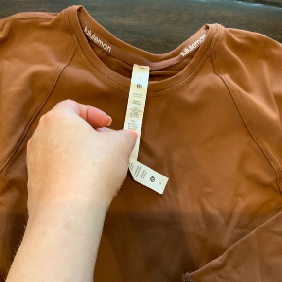 Lululemon It’s Rulu Run Long Sleeve Reflective Roasted Brown, size 6, MSRP$98 - Picture 3 of 4